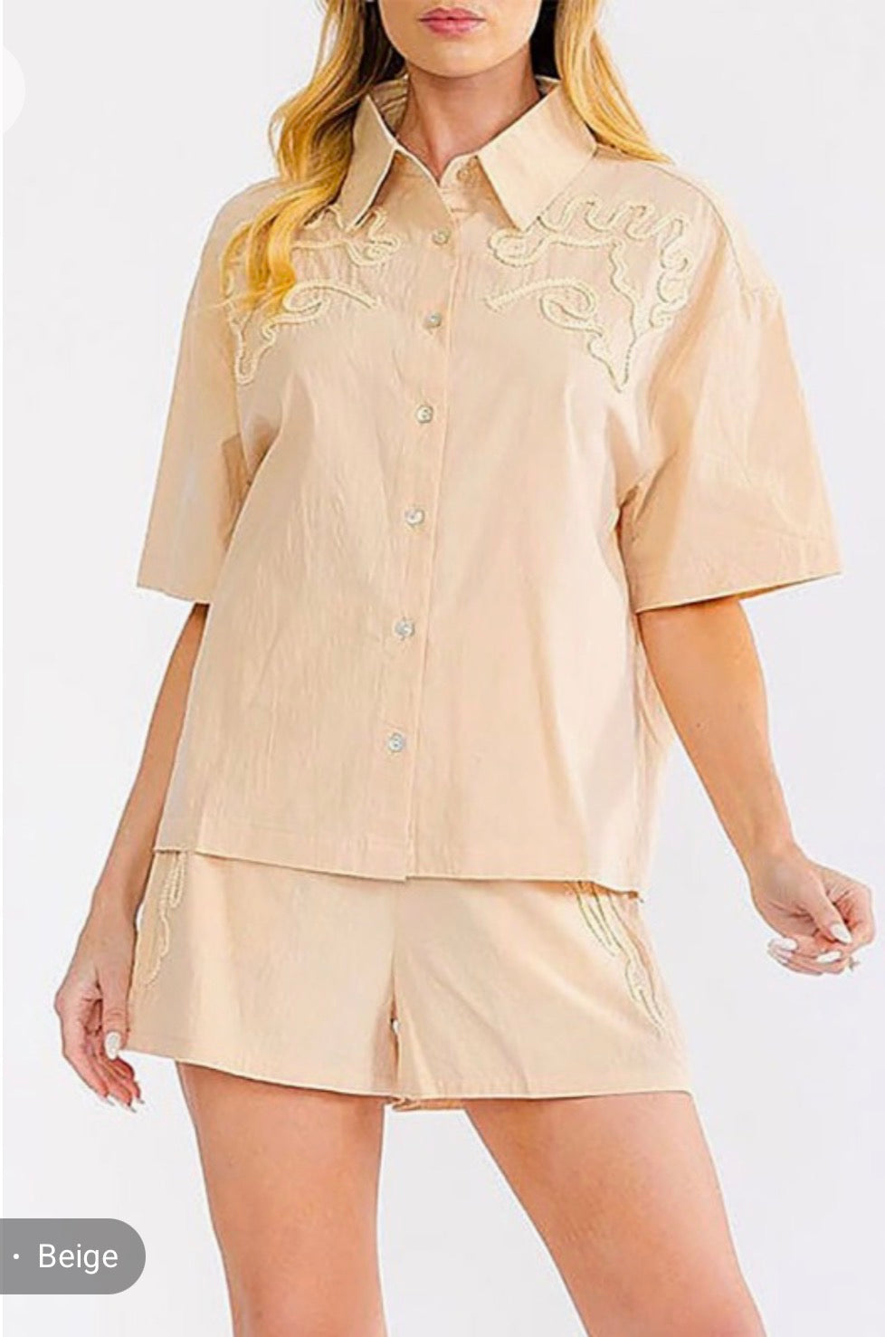 Conjunto beige camisa manga corta y short