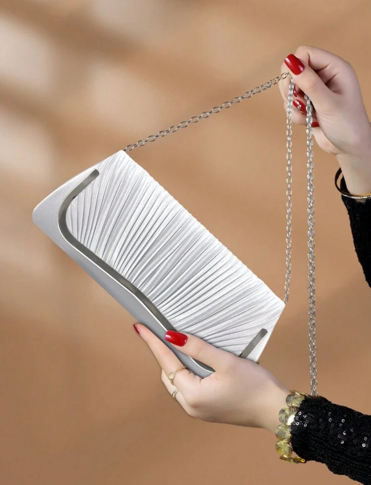 Cartera borde dorado