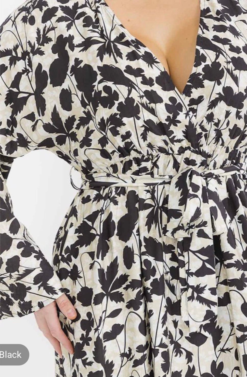 Vestido blanco y negro plus manga larga