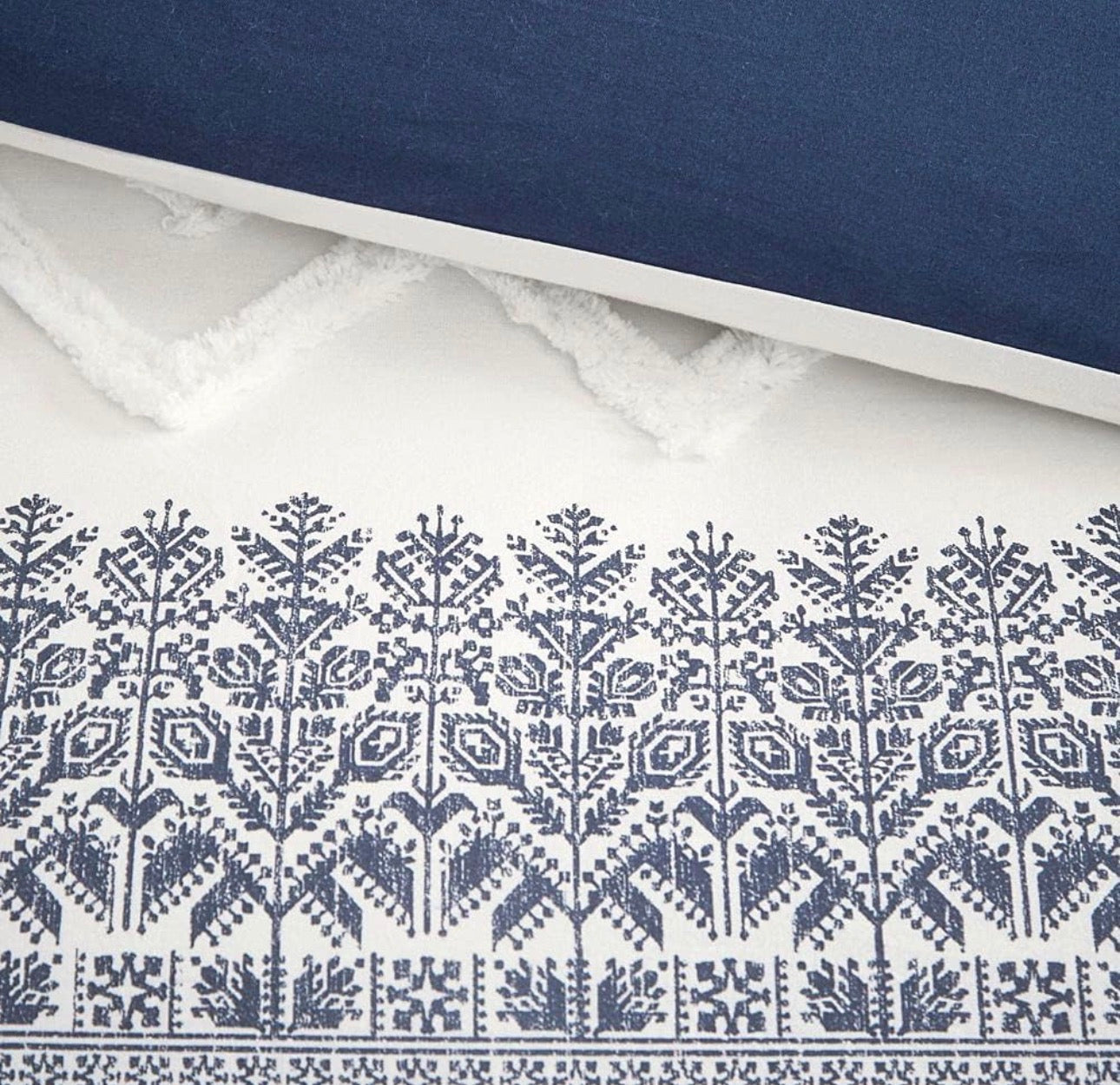 INK+IVY Queen Comforter Set, Chic Chevron Chenille Tufting Accent, Boho Comforters, All Season, Lightweight Cotton Comforter Bedding, 2 Shams - Azul