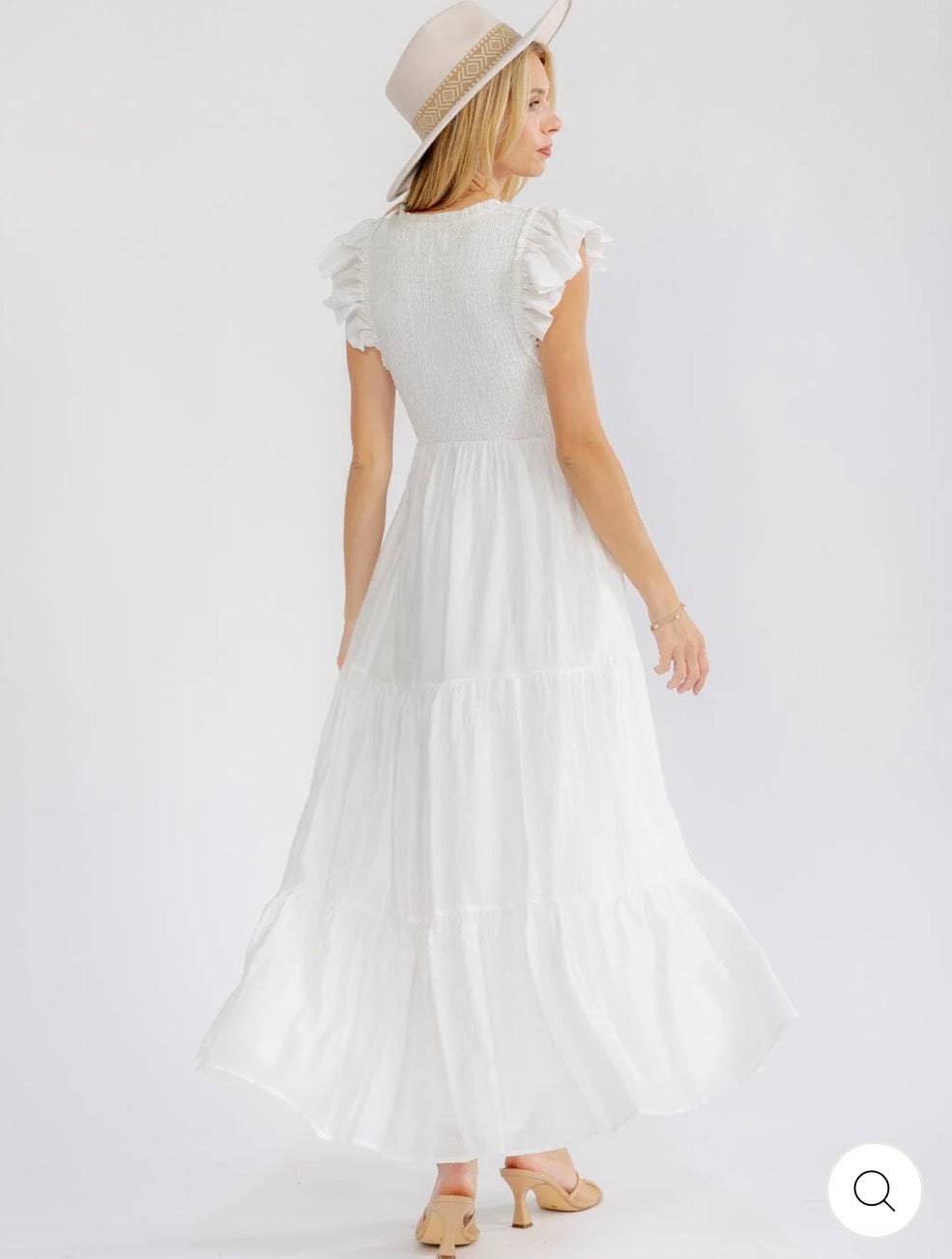Vestido blanco maxi cuello U