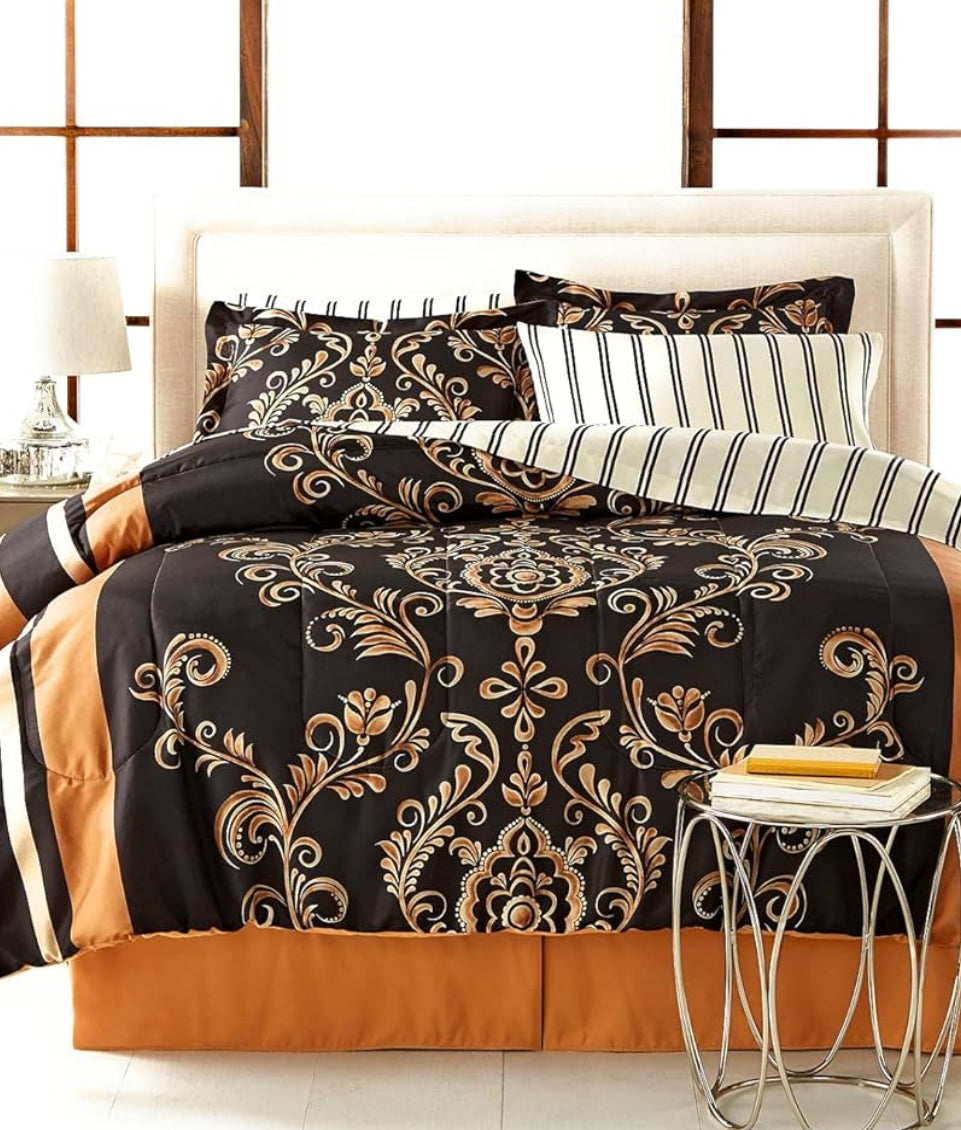 Fairfield Square Collection Lanwood Home Sabrina Damask 8-Piece Bed-in-A-Bag Comforter Set . 8 piezas. King.