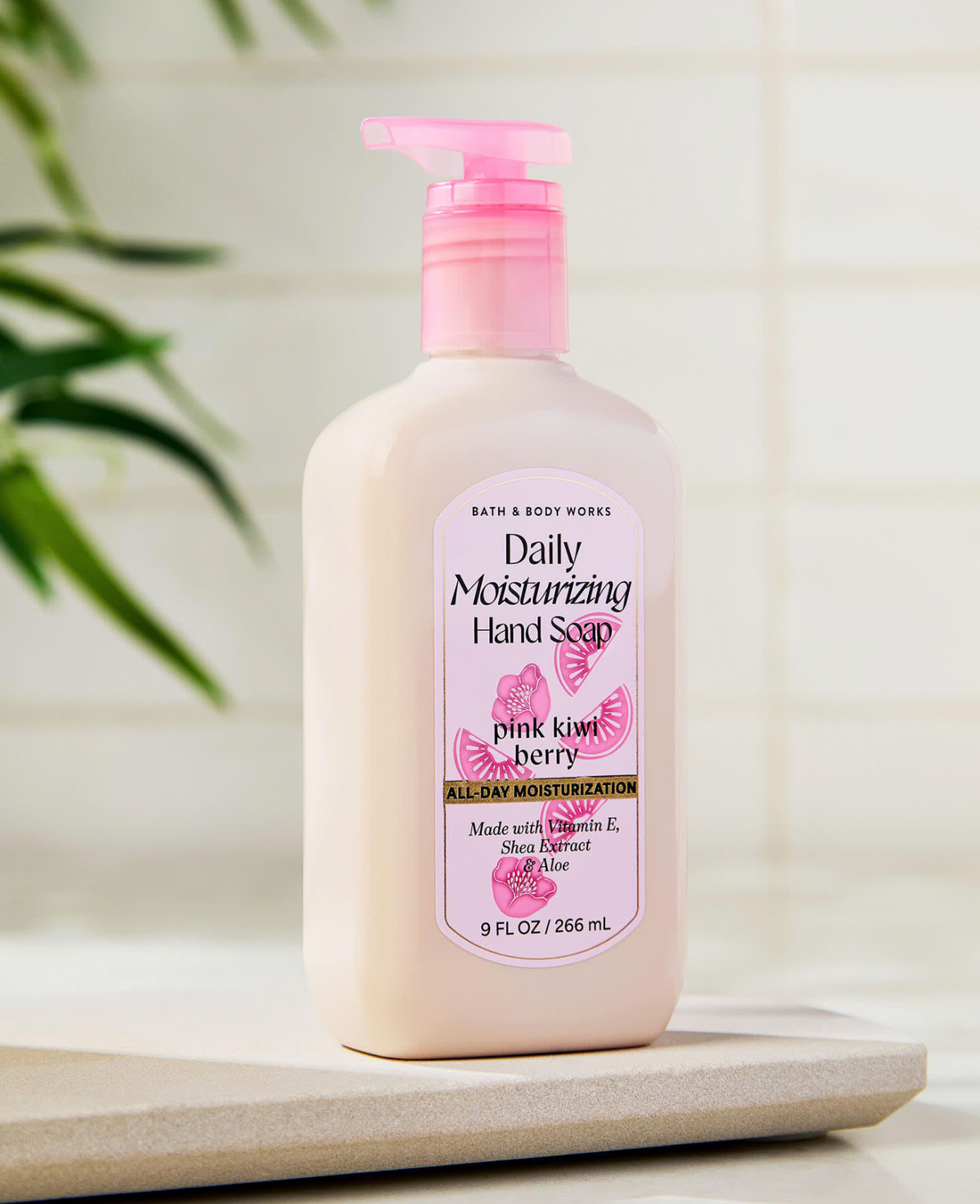 Pink Kiwi Berry - Daily Moisturizing Hand Soap - Bath and Body Works
