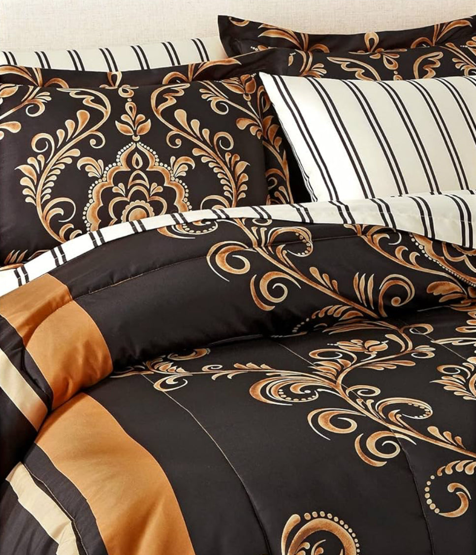 Fairfield Square Collection Lanwood Home Sabrina Damask 8-Piece Bed-in-A-Bag Comforter Set . 8 piezas. King.