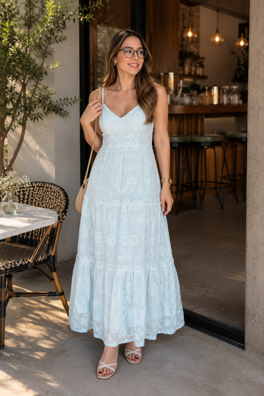Vestido Santorini azul celeste: stretch en la espalda y copas en el busto