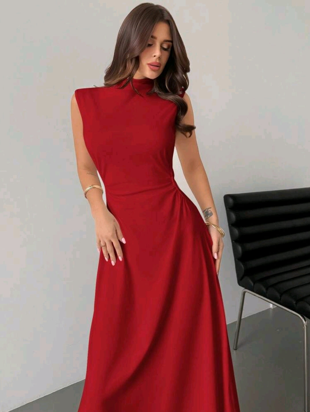 Vestido maxi rojo plisado