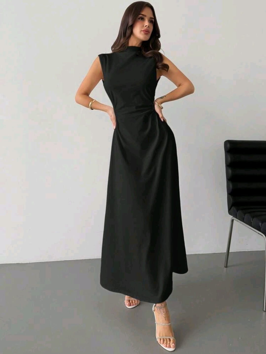 Vestido Maxi negro plisado