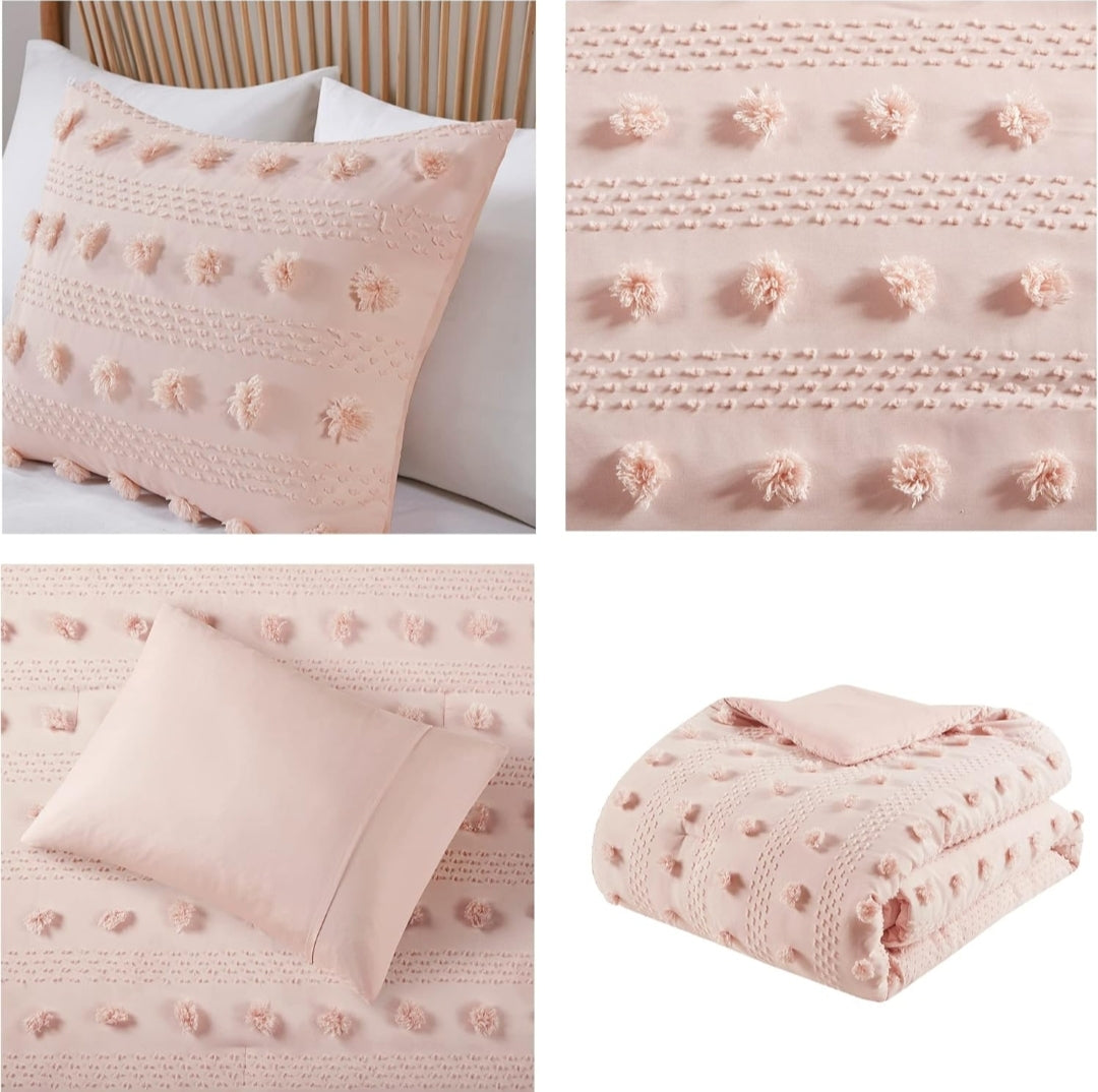 Intelligent Design Comforter Set, Clipped Jacquard Comforter Set Chic Pompoms Accent, All Seasons Lightweight & Fluffy Comforter Bed Set with 2 Shams, 3 Piezas, Rosado, Queen