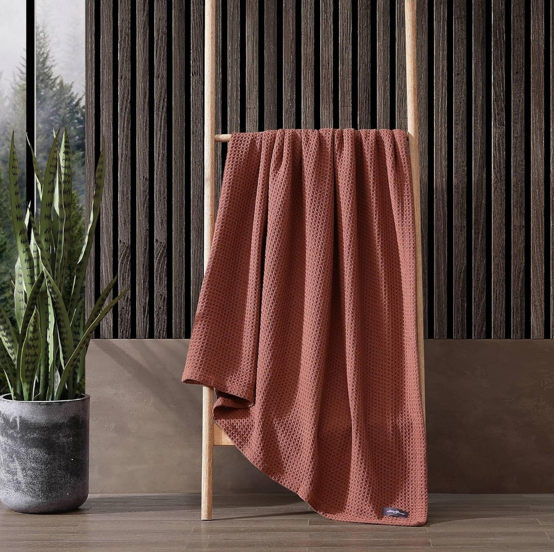 Eddie Bauer Waffle Weave Blanket Orange
Soft, Medium Weight, Softens Every Wash, Bedding, Bedroom Decor, 1 colcha, Twin