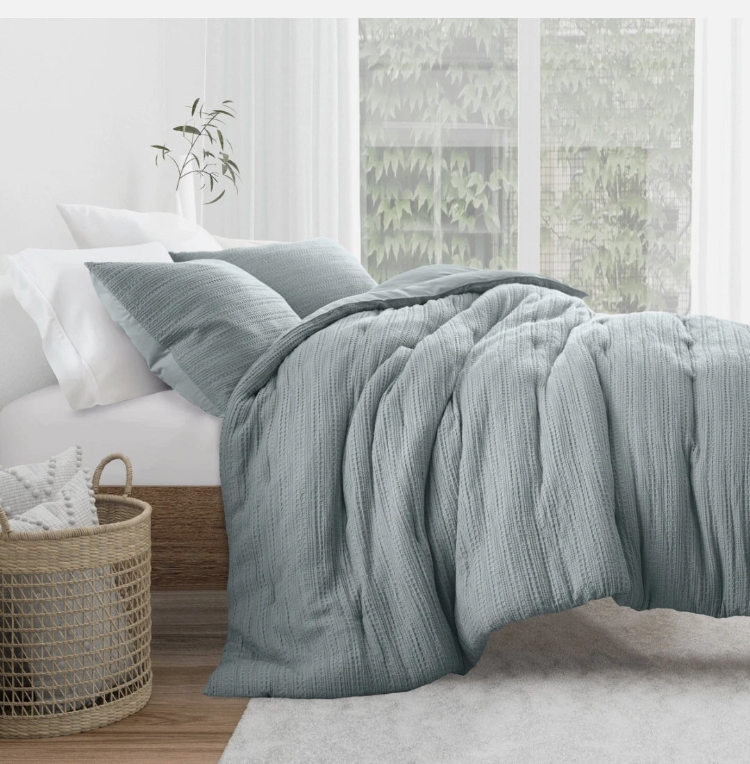 Ienjoy Home Blue Waffle Textured 3-Piece Comforter Set, Full/Queen, Azul
