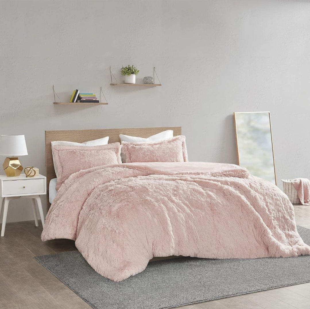 Intelligent Design Malea Shaggy Duvet with Quilted Box Design, Long Faux Fur Comforter Cover Cozy Bedding Set, Matching Shams, 104x90, Rosado, 3 Piezas, King