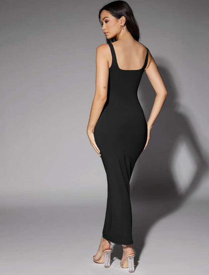 Vestido negro ajustado