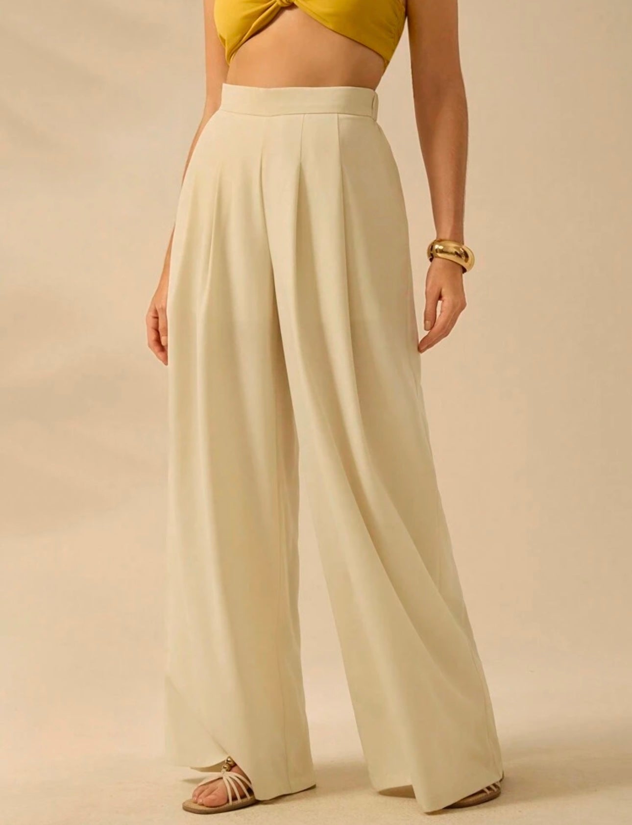 Pantalón beige casual