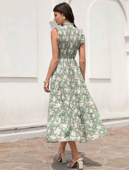 Vestido largo color verde claro con flores beige