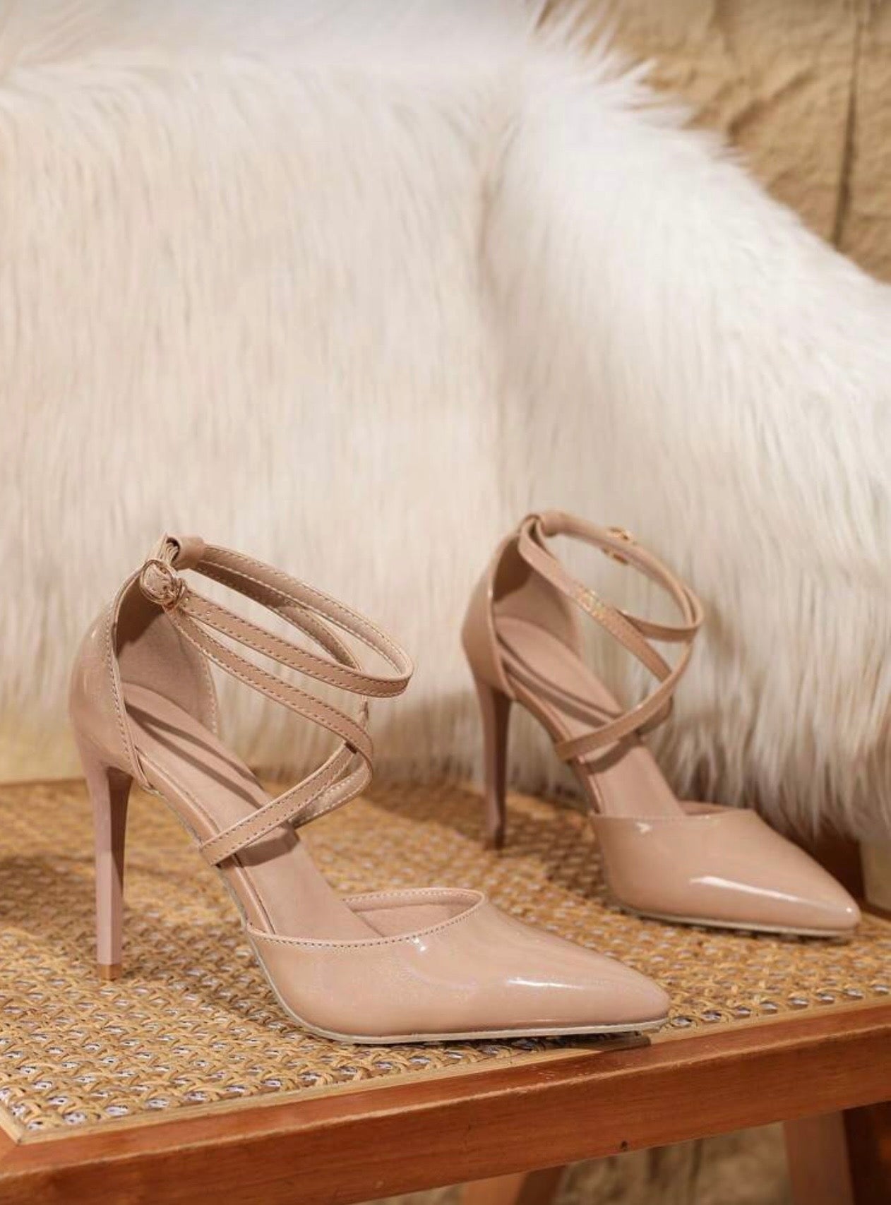 Tacones Romanos stiletto con destellos tornasol