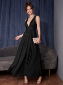 Vestido de fiesta cuello V color negro