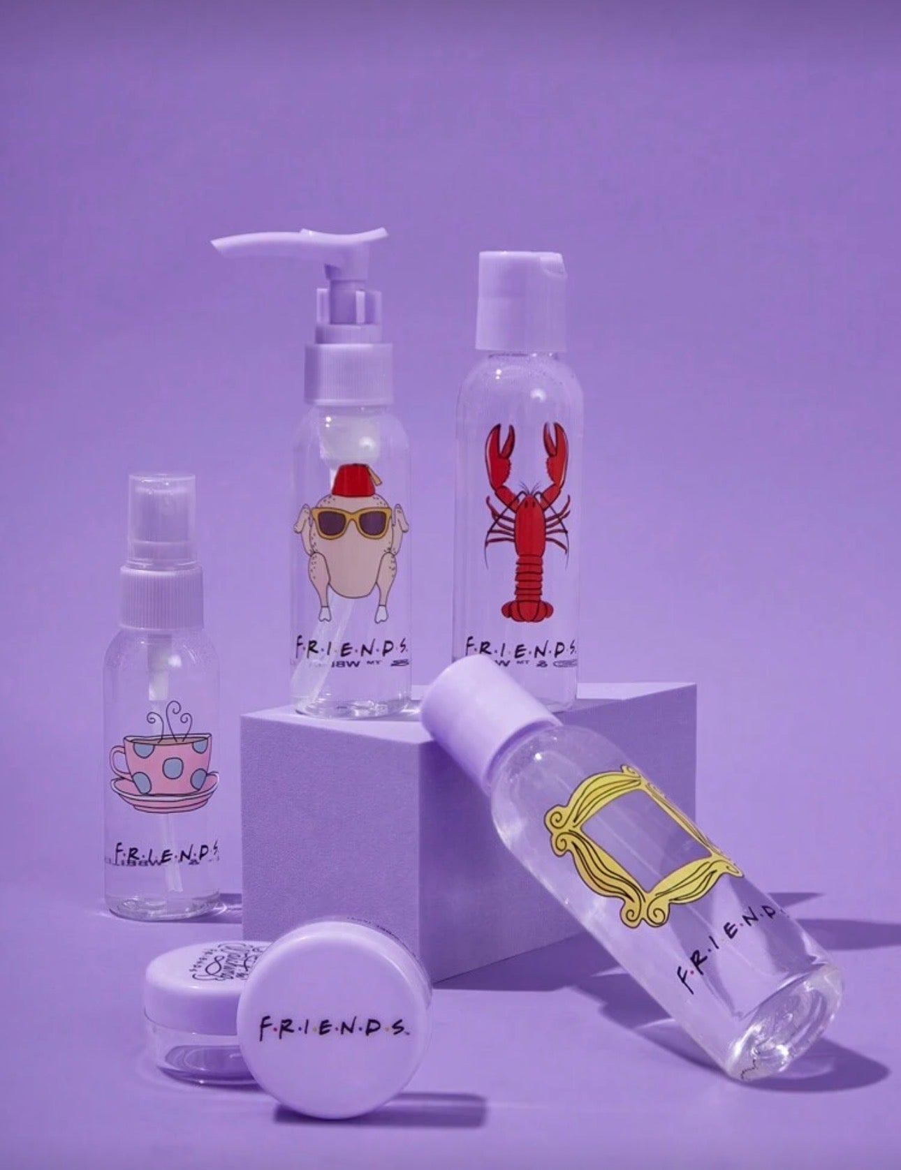 Friends travel set
