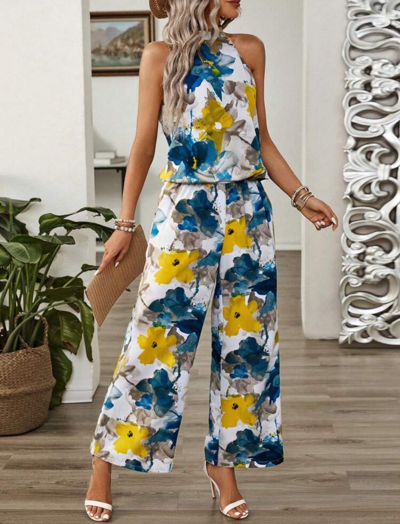 Conjunto floreado azul y amarillo