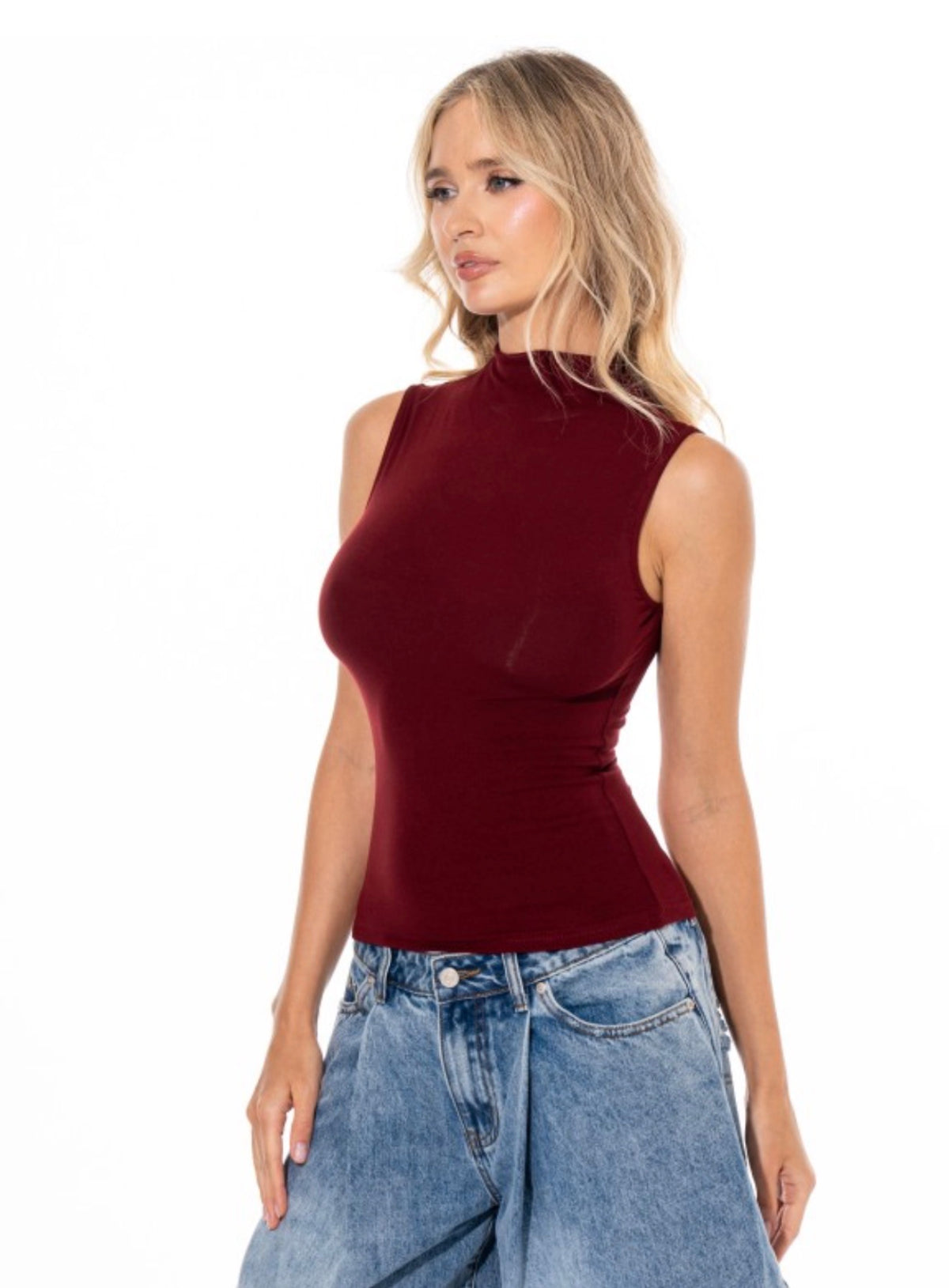 Camisa Roja Bordeaux Élégance