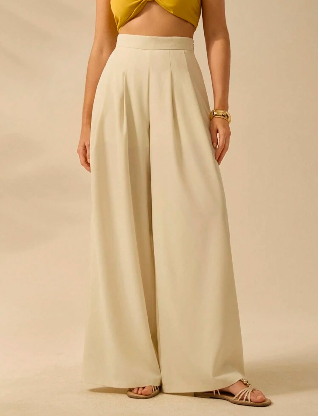 Pantalón beige casual
