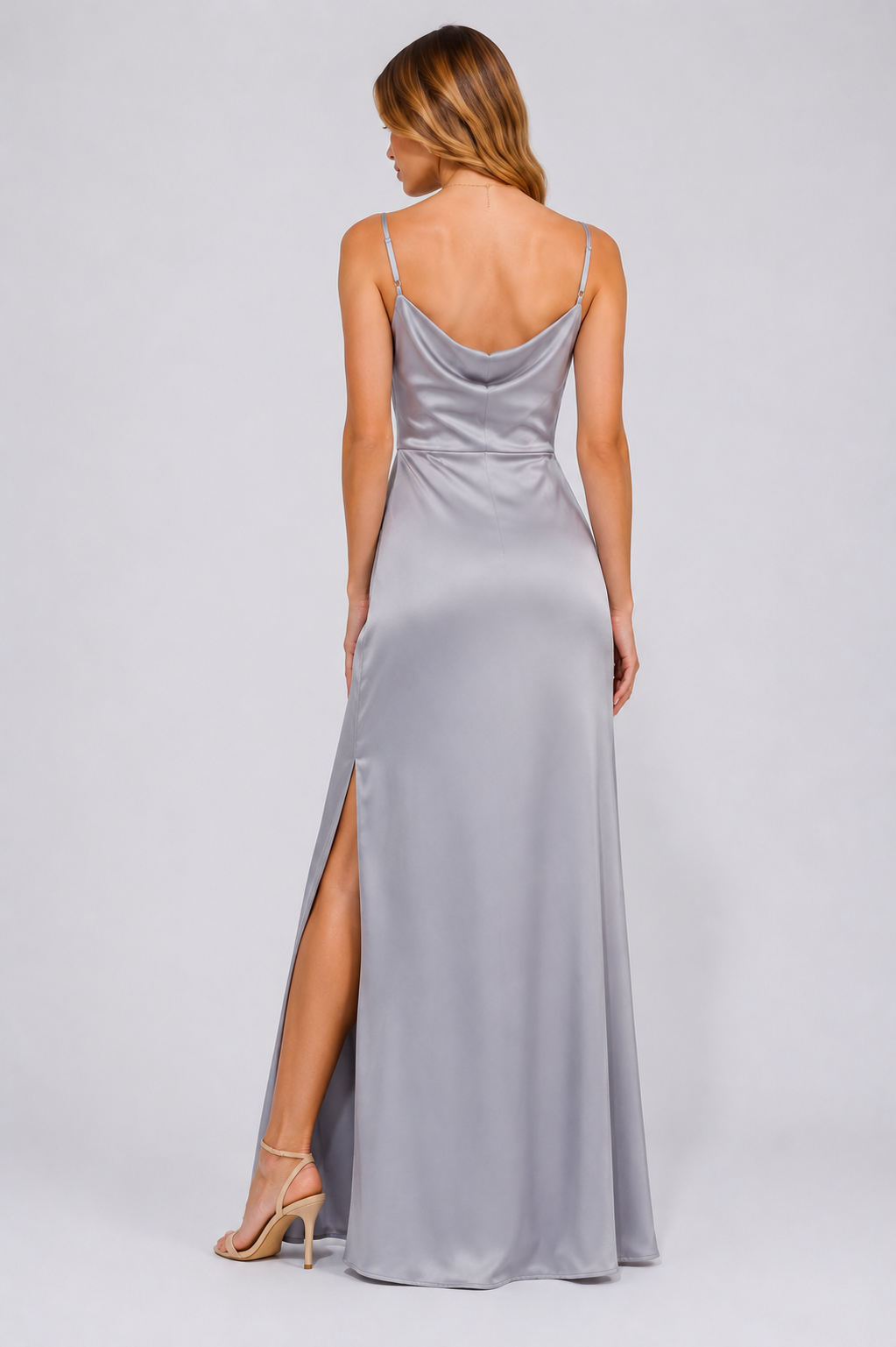 Vestido gris plata elegante