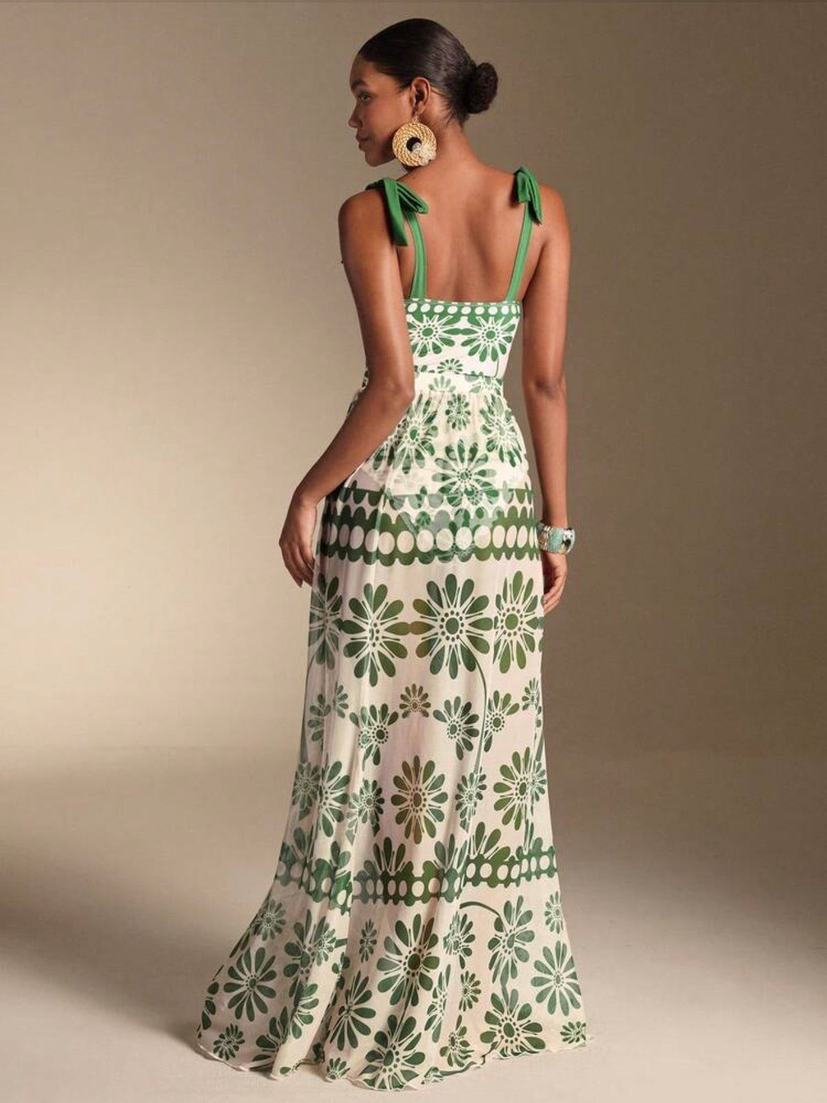 Conjunto traje de baño con falda verde (dos piezas)