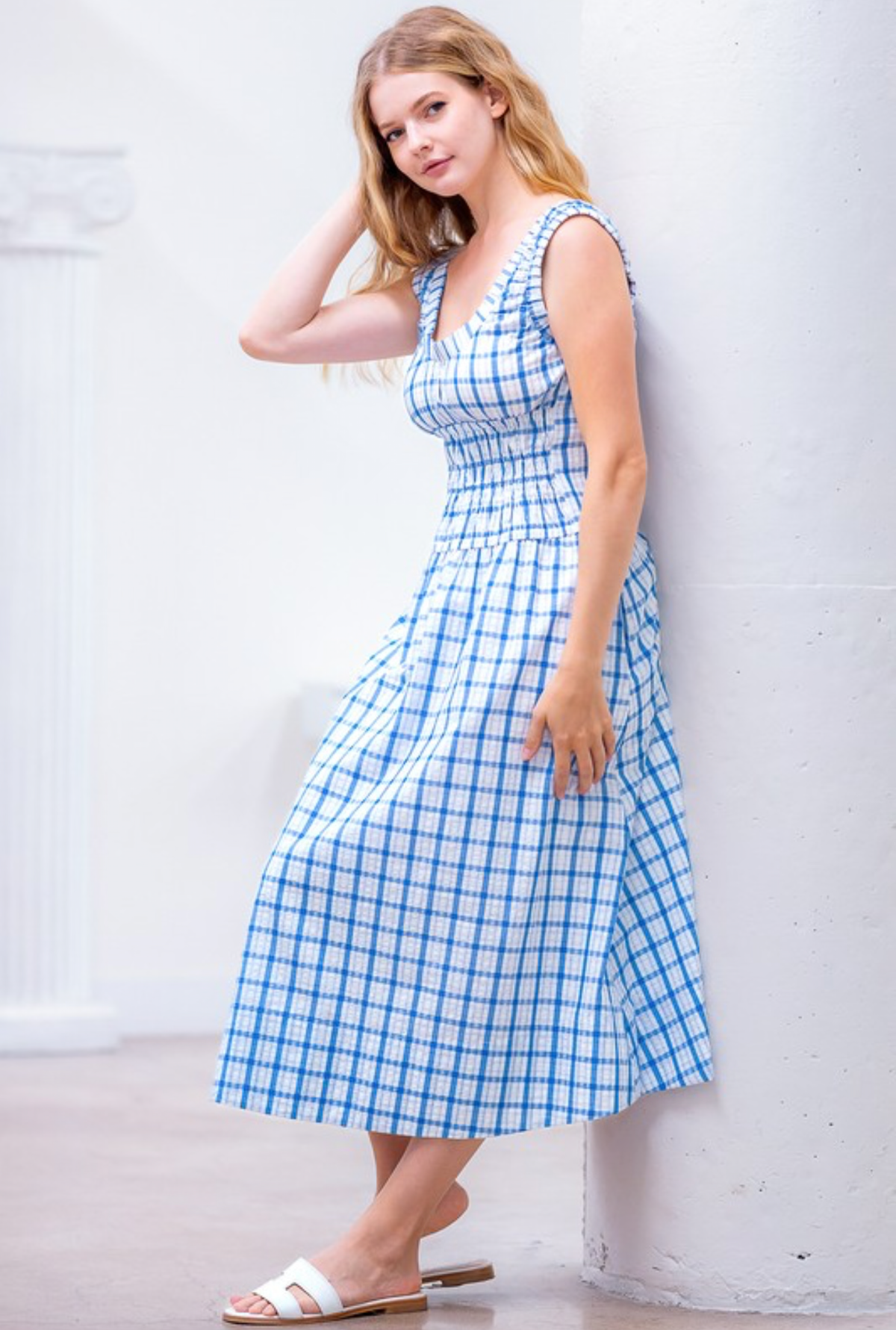 Vestido azul y blanco cuadriculado