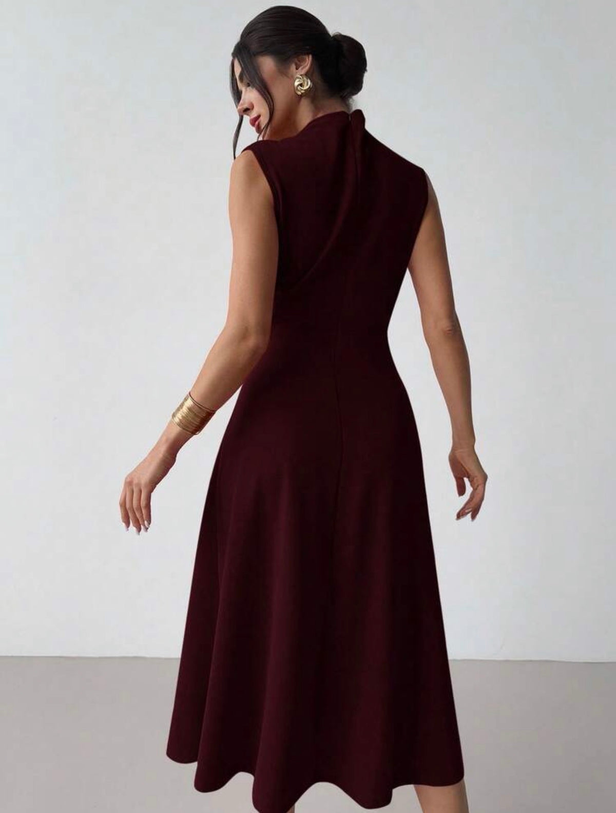 Vestido rojo oscuro largo plisado