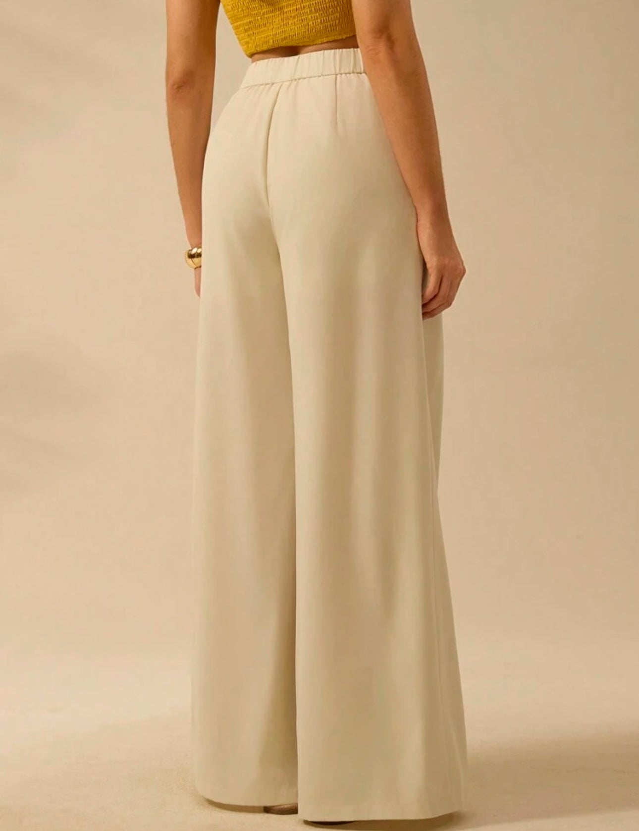 Pantalón beige casual