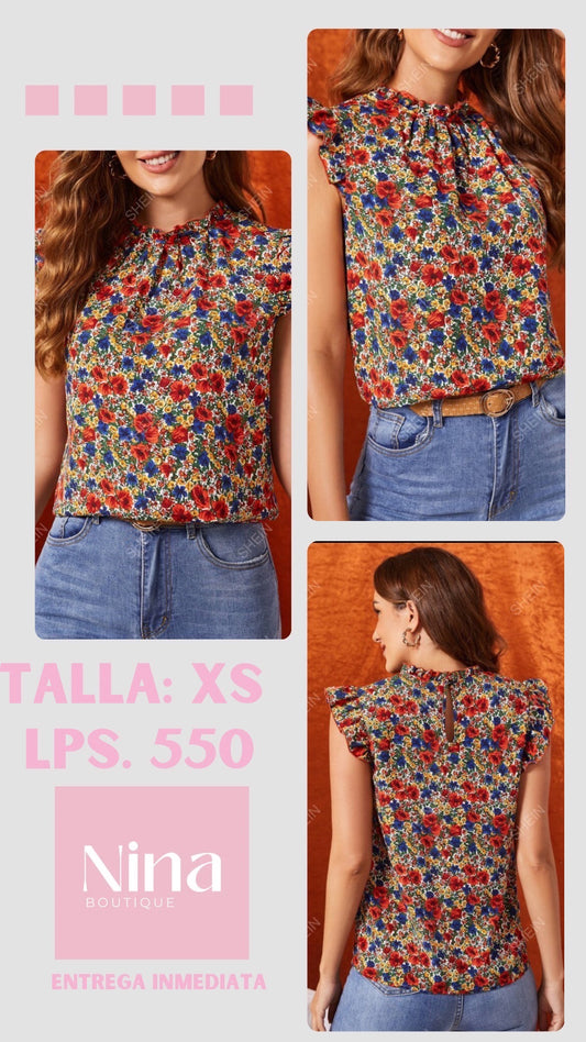 Camisa floreada roja y azul