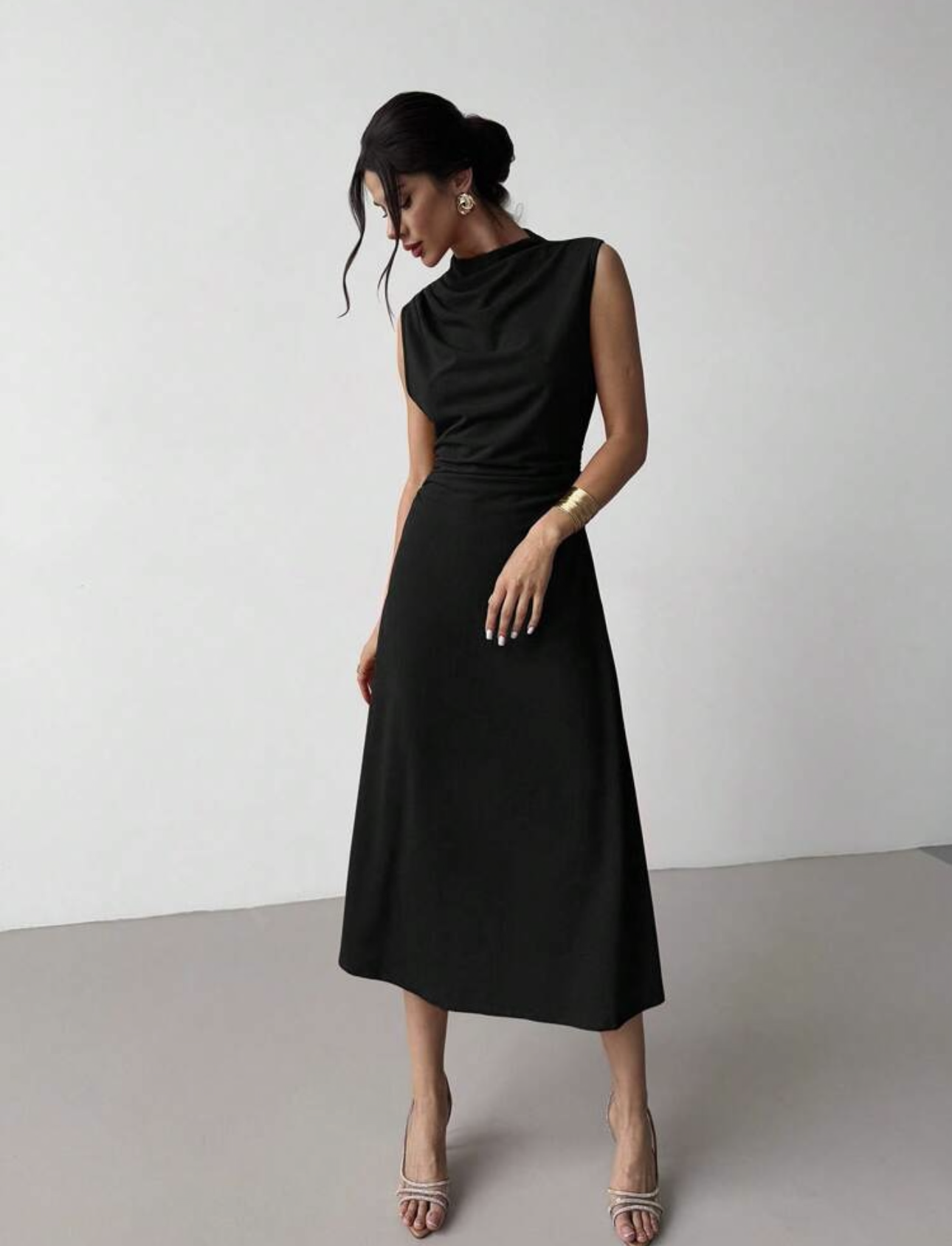 Vestido negro largo elegante