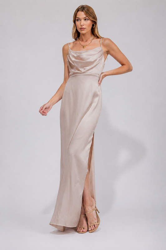 Vestido beige elegante