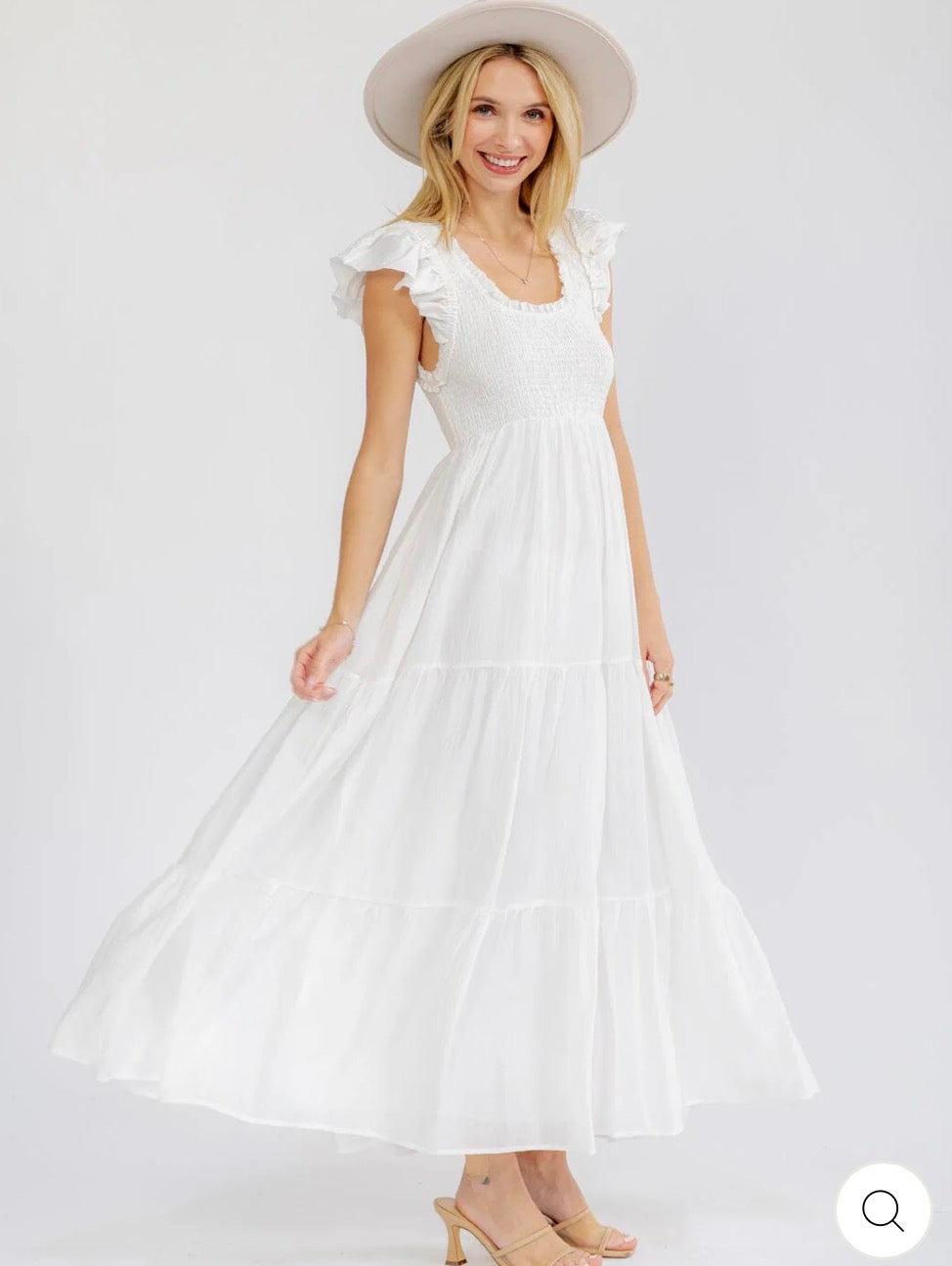 Vestido blanco maxi cuello U