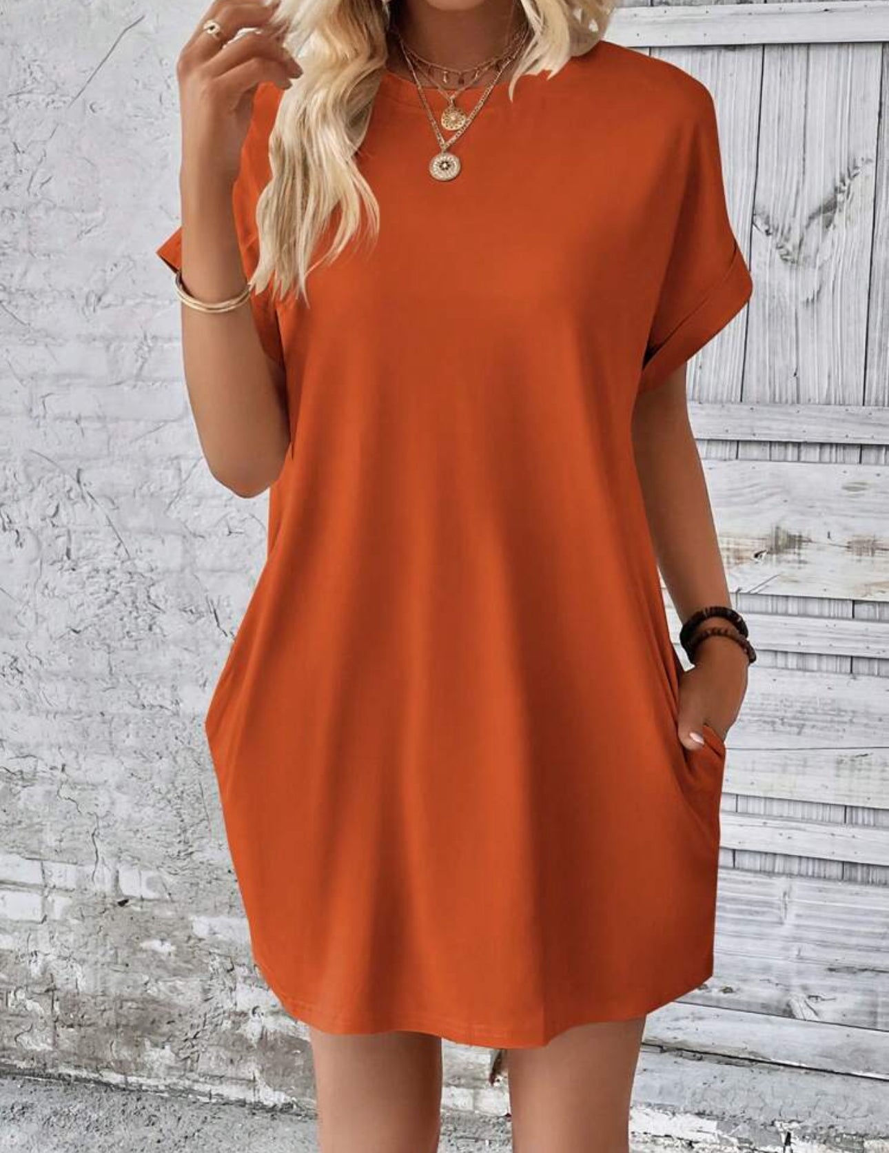 Vestido anaranjado con bosillos