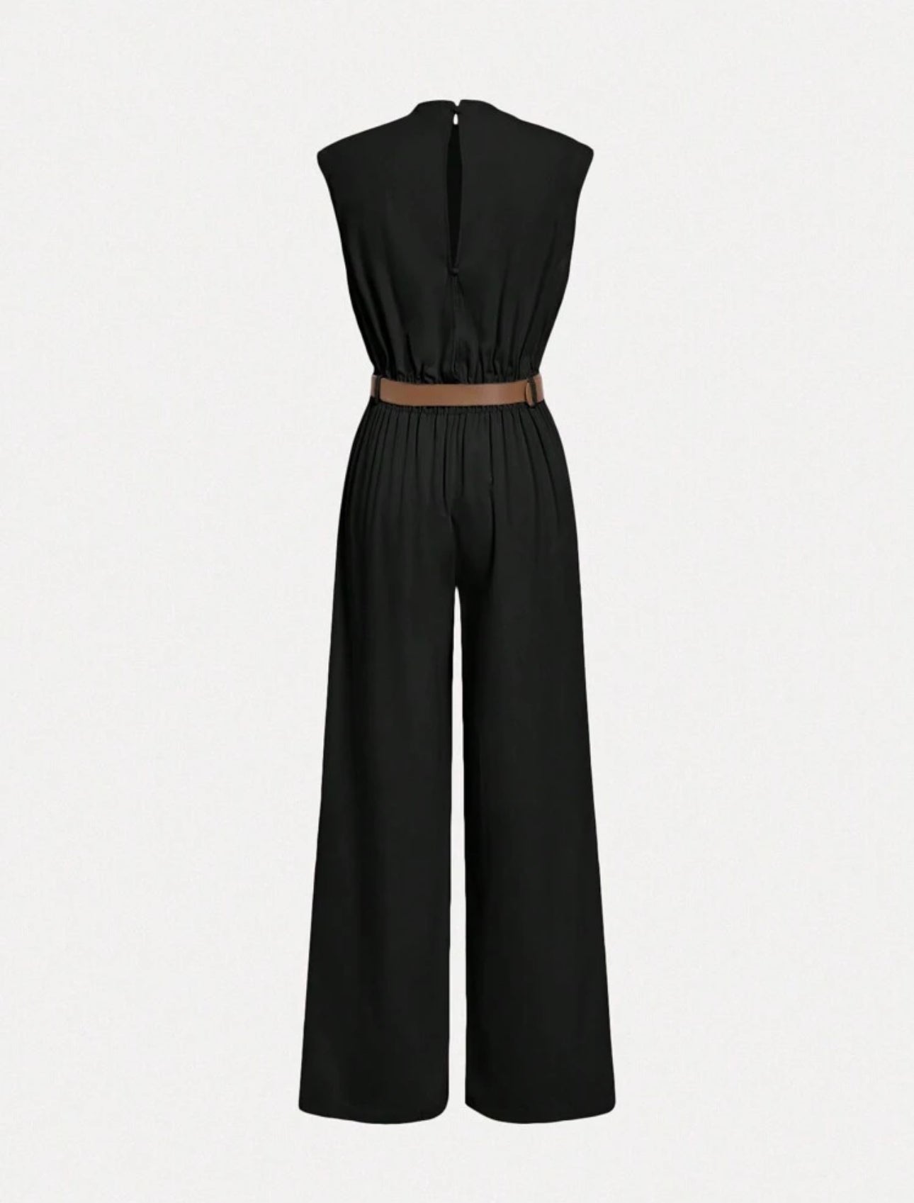 Jumpsuit negro cuello alto y con cinturón