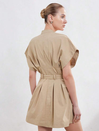 Vestido beige corto estilo europeo