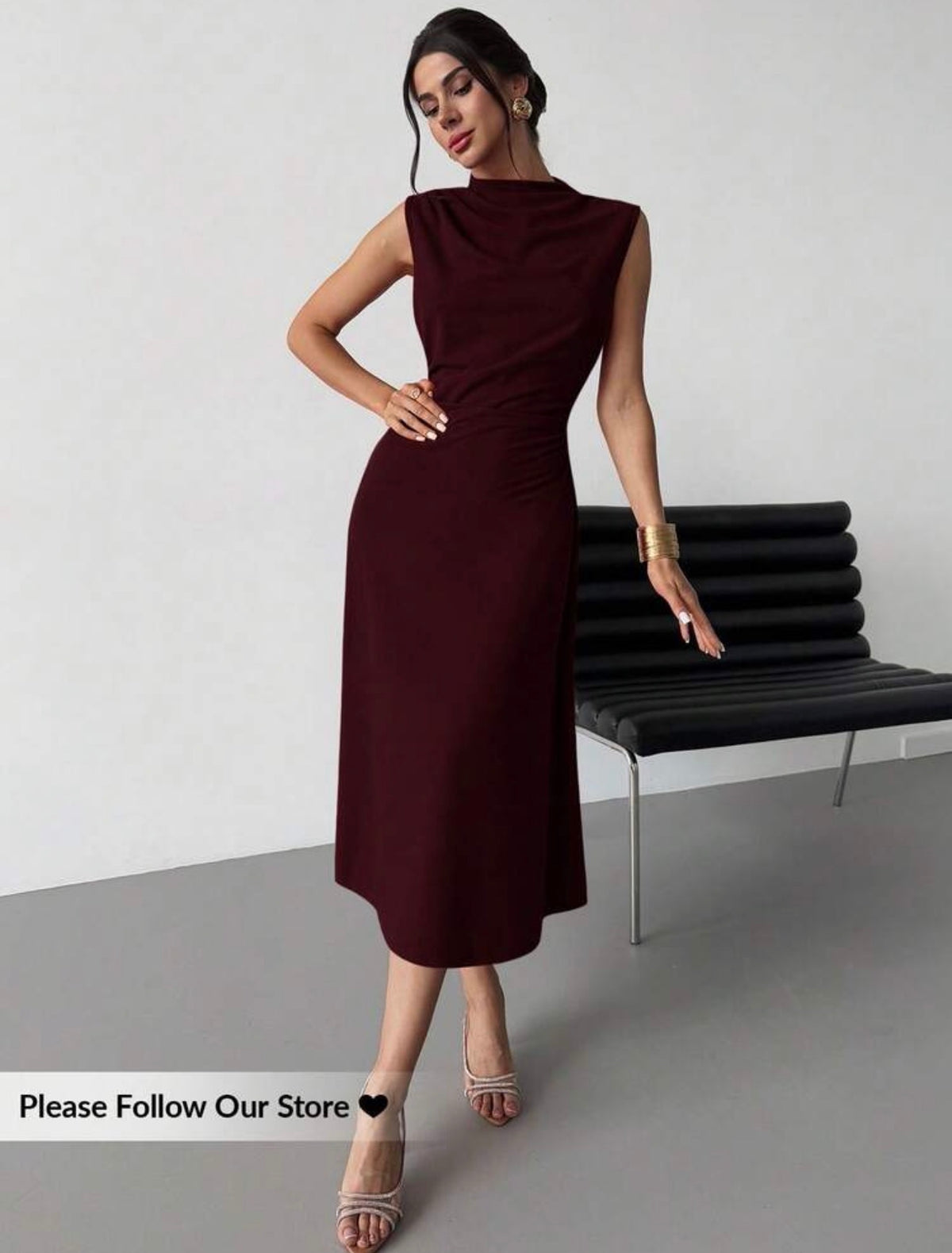 Vestido rojo oscuro largo plisado
