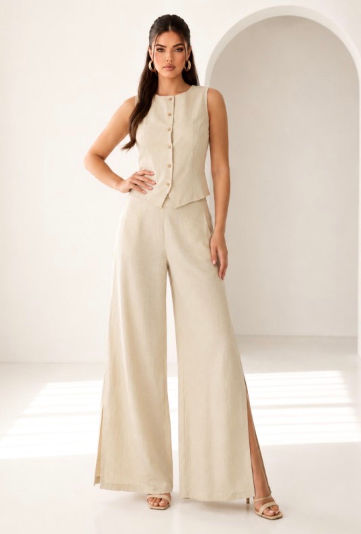 Conjunto beige: camisa y pantalón