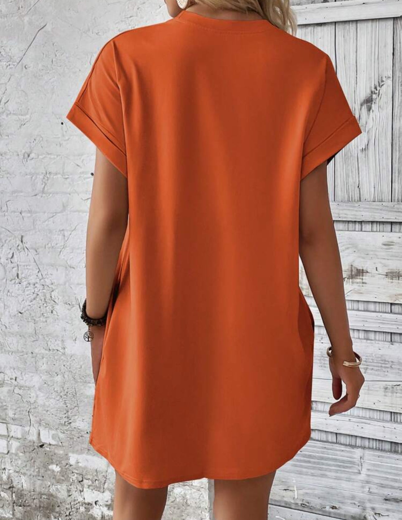 Vestido anaranjado con bosillos