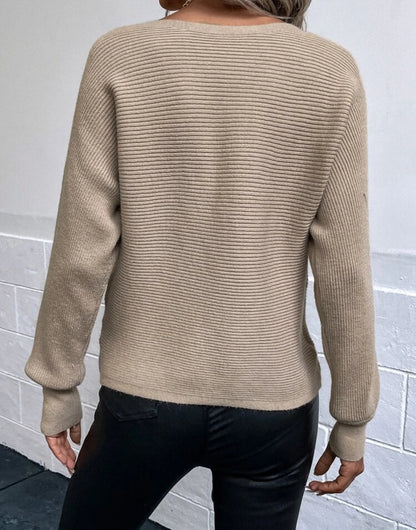 Sueter beige de punto casual con manga tipo murcielago