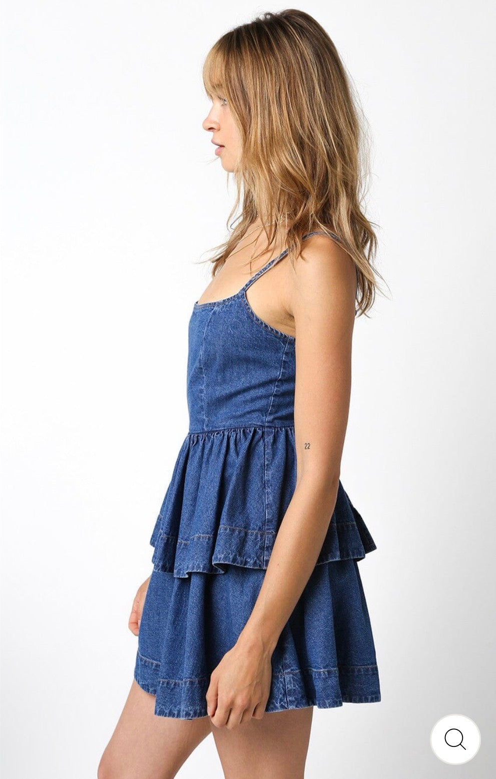 Vestido azul Denim corto de vuelos y tirantes