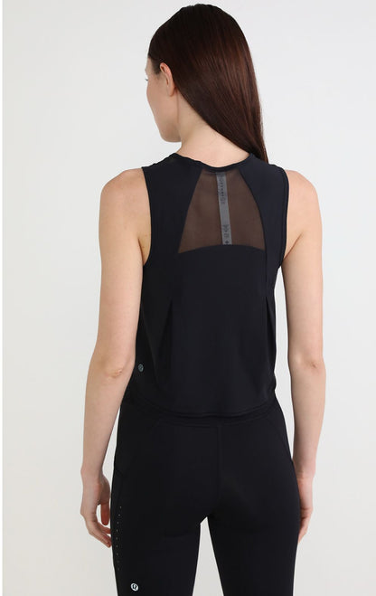 Black sculpt cropped tank