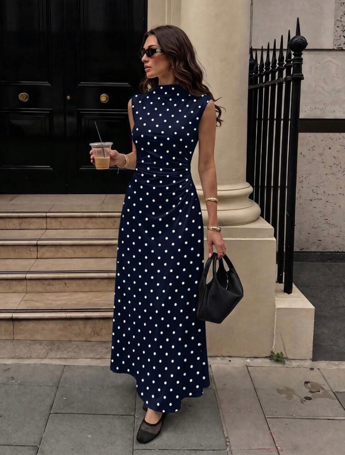 Vestido azul marino polka dot