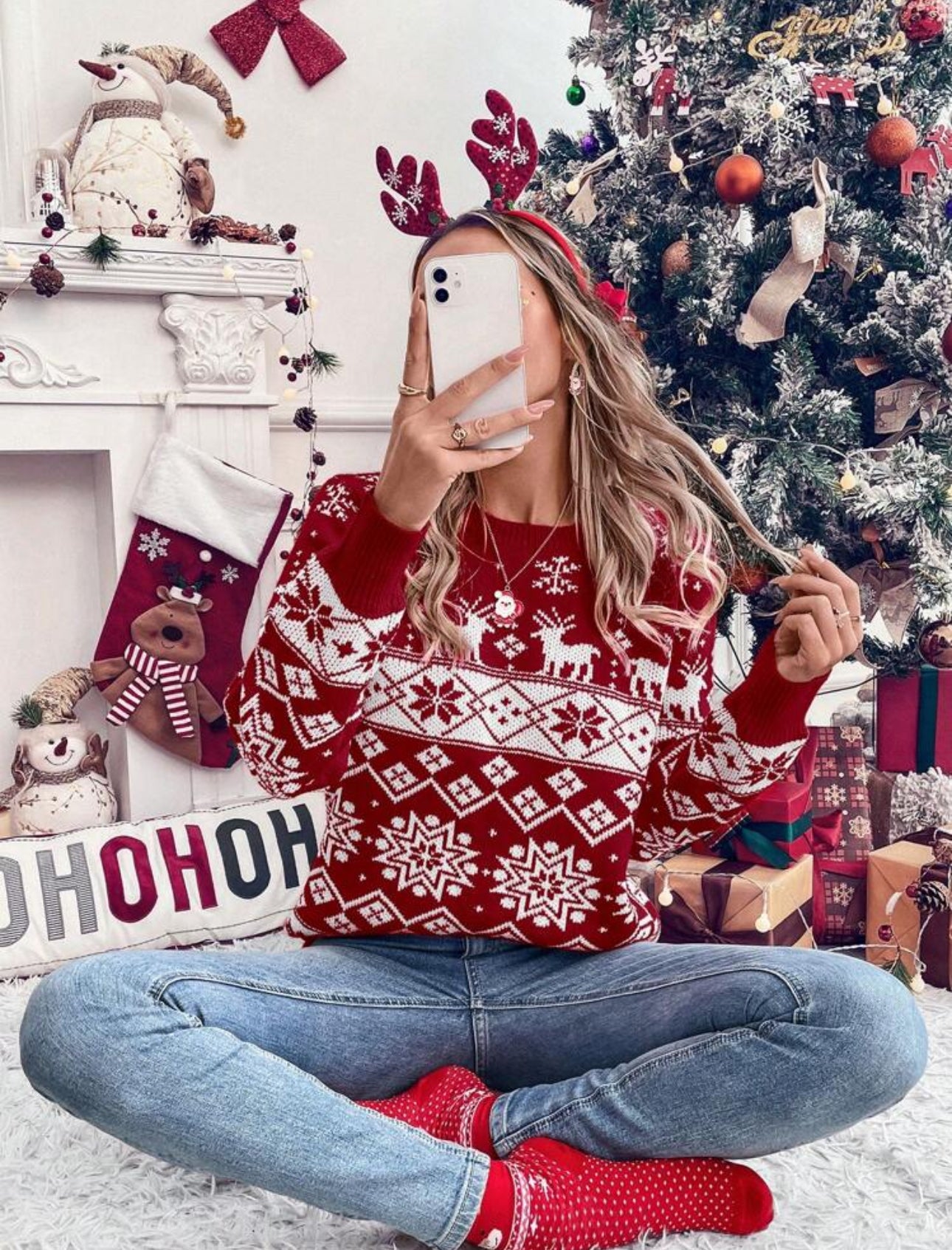 Suéter de Navidad rojo y blanco (renos y copos de nieve)