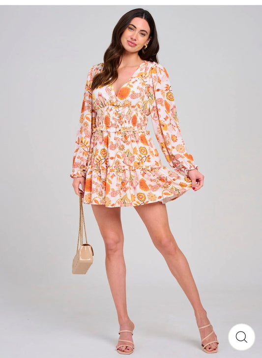 Vestido anaranjado y blanco corto manga larga