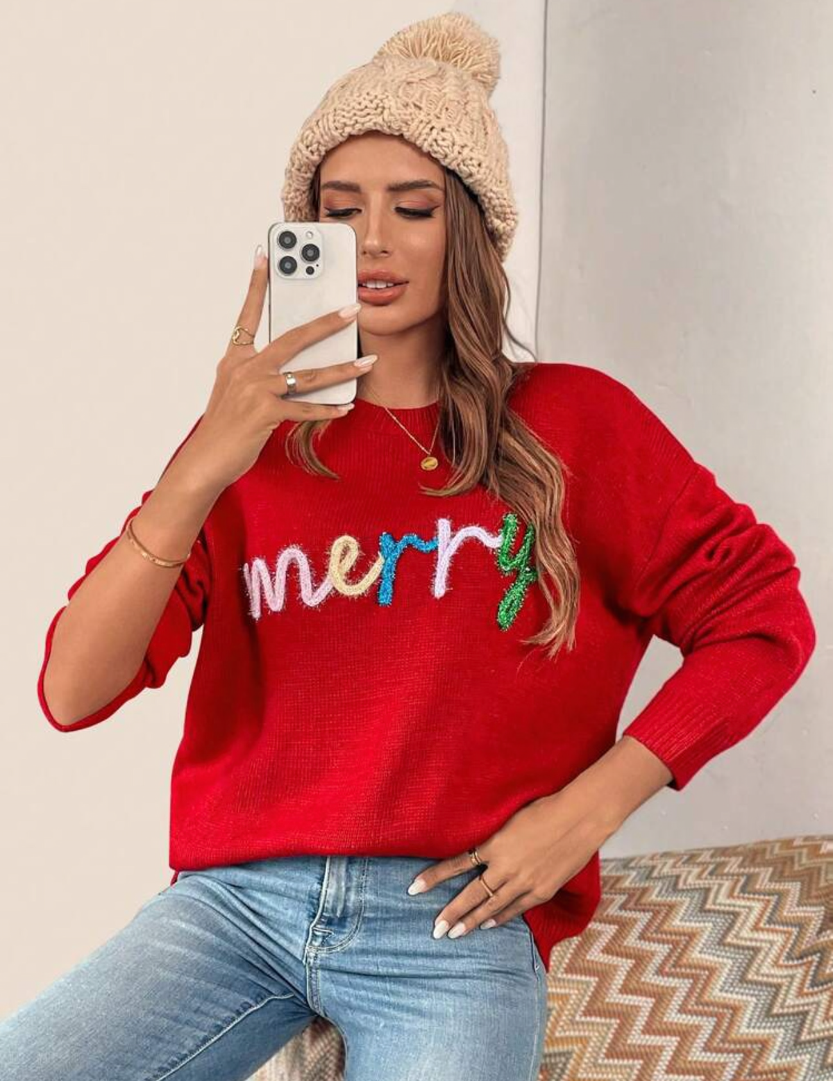 Suéter rojo con letras merry