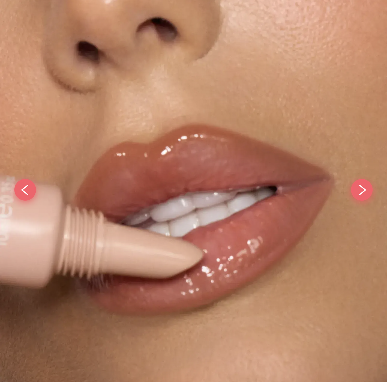 Glowy peptide lip balm Toasted Cinnamon