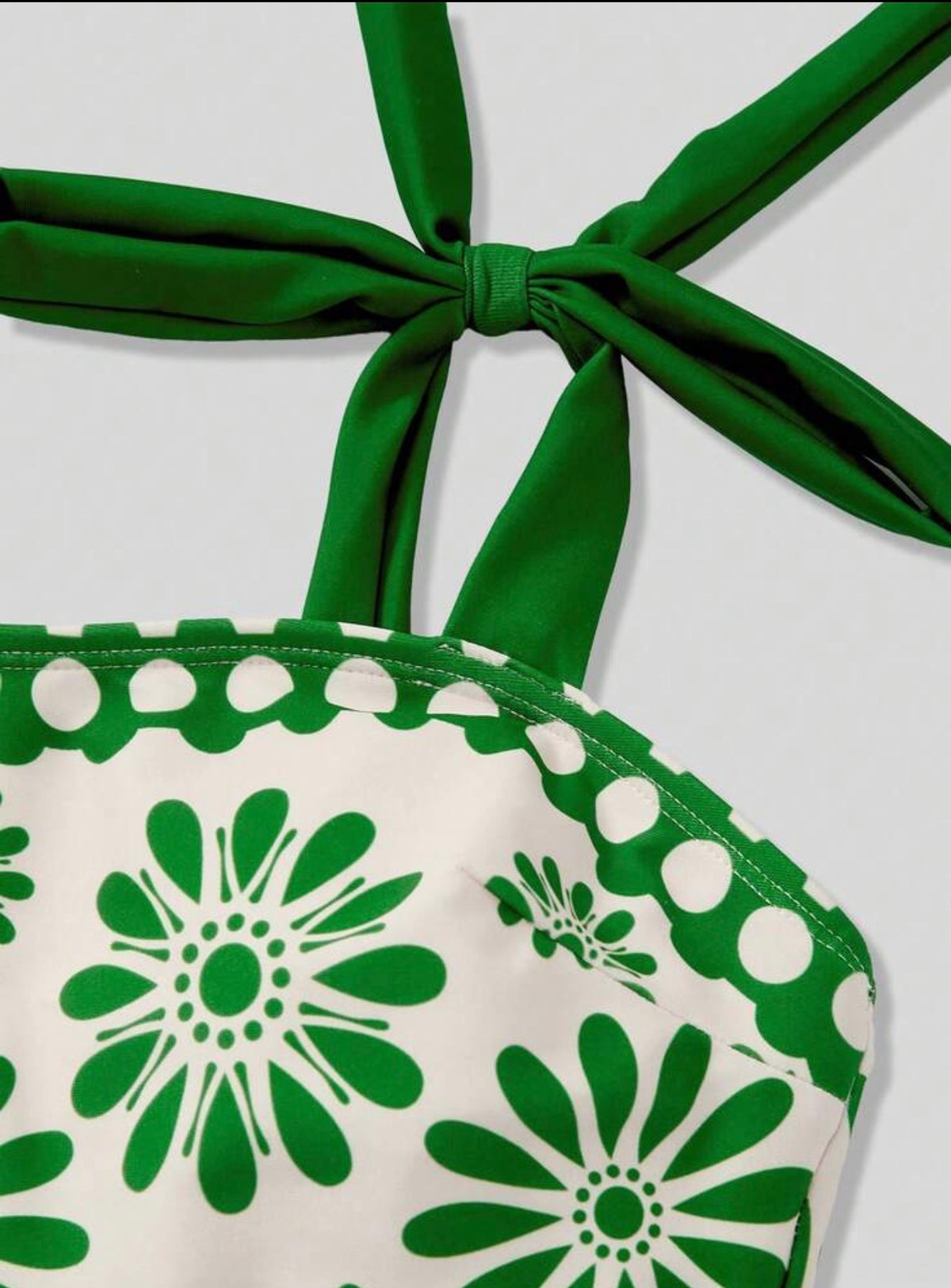 Conjunto traje de baño con falda verde (dos piezas)