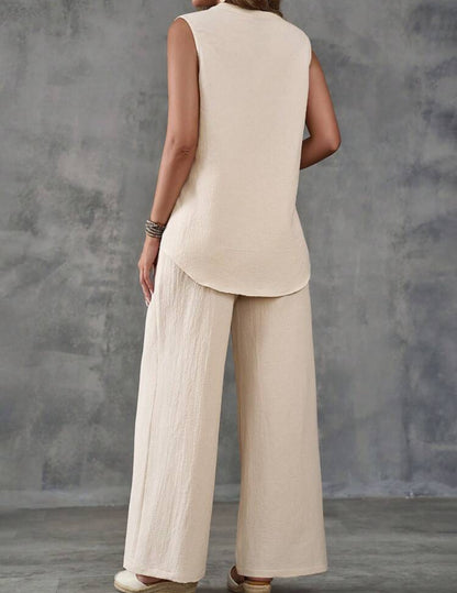 Conjunto beige: camisa y pantalón pierna ancha