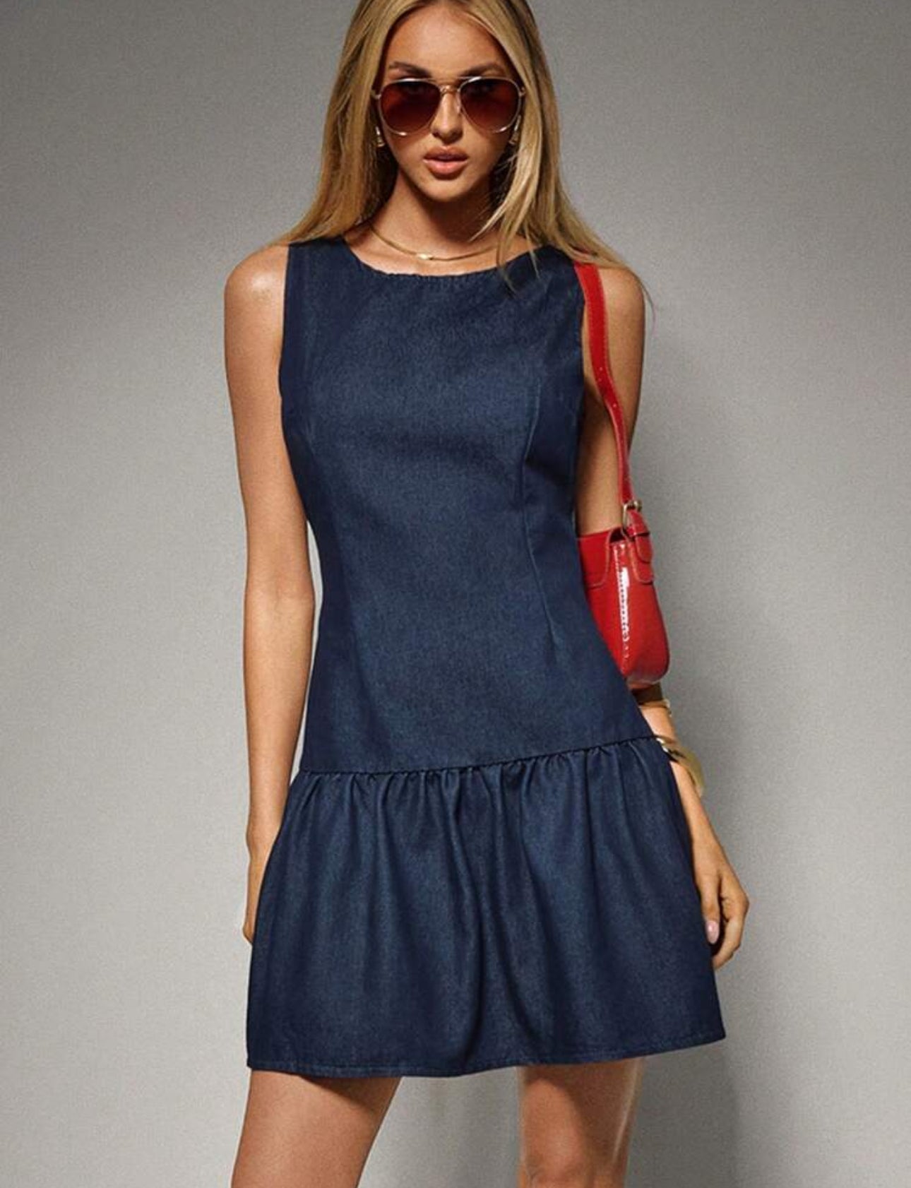 Vestido vaquero corto color azul oscuro